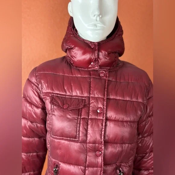 Moncler Deep Red Puffer Jacket - Picture 4 of 17